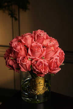 Grand Rose Bouquet In Clear Glass - White Peach ( Black Box With Gold Badge )