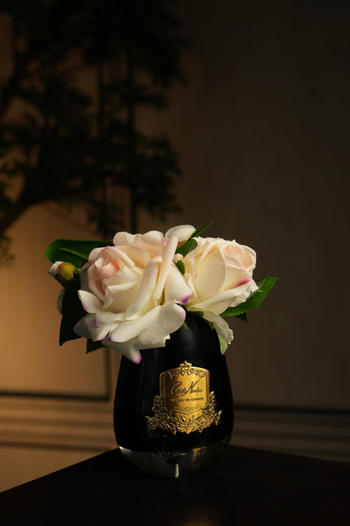Tea Rose Bouquet In Black Glass - Blush
