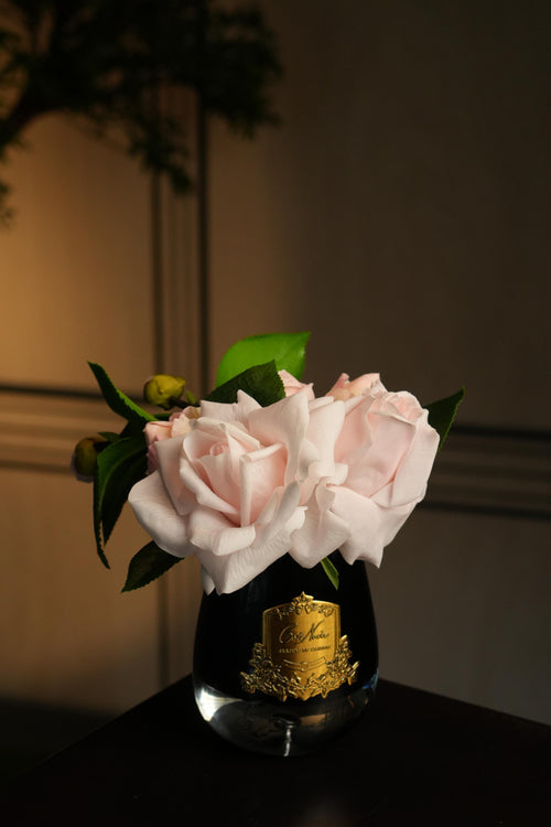 Tea Rose Bouquet In Black Glass - French Pink