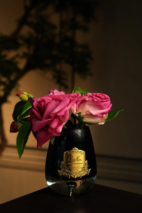 Tea Rose Bouquet In Black Glass - Magenta