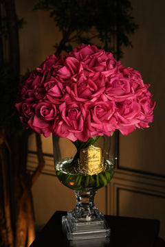 Versailles Rose Bouquet - Magenta With Gold Badge