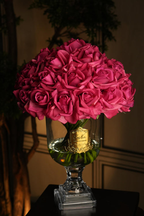 Versailles Rose Bouquet - Magenta With Gold Badge