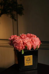 Couture Rose Buds In black Glass Gold - Peach