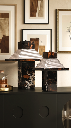 Noir Vein Marble Lamp - Medium